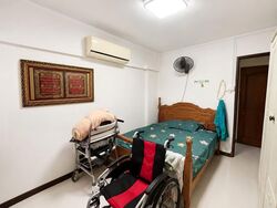Blk 242 Jurong East Street 24 (Jurong East), HDB 3 Rooms #555301821